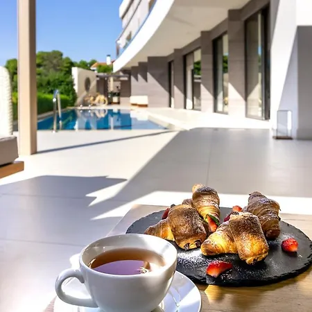 Somewhere Vouliagmeni Hotel Athen